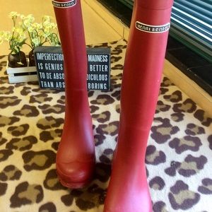 Henri Bendel rain boots, size 8
